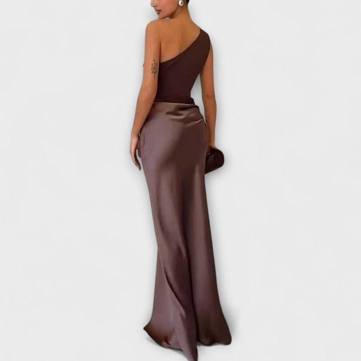 Elandra™ | Elegant One-Shoulder Pleated Maxi Dress